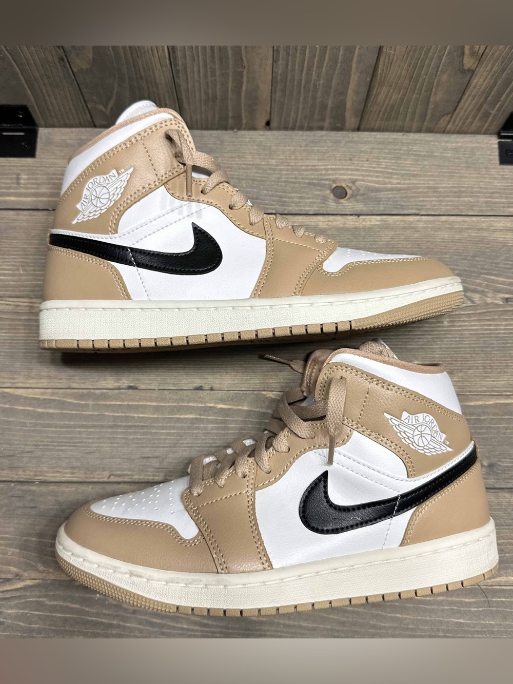 Jordan 1 Mid ‘Desert’ - Size 7.5W